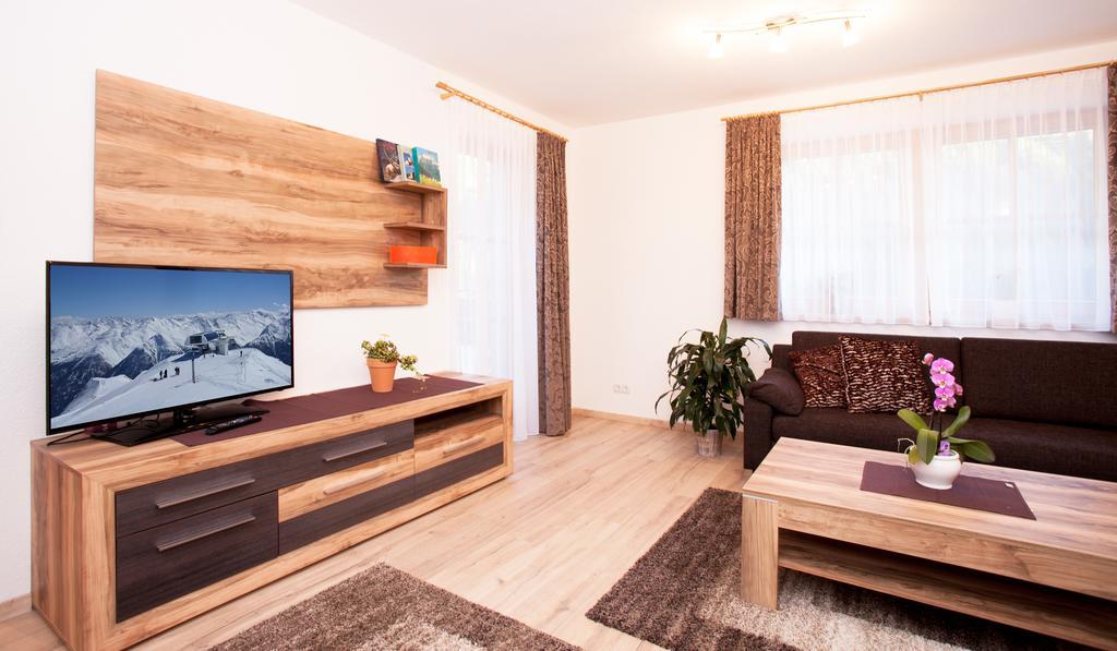 Alp Chalet Appartement Kappl  Oda fotoğraf
