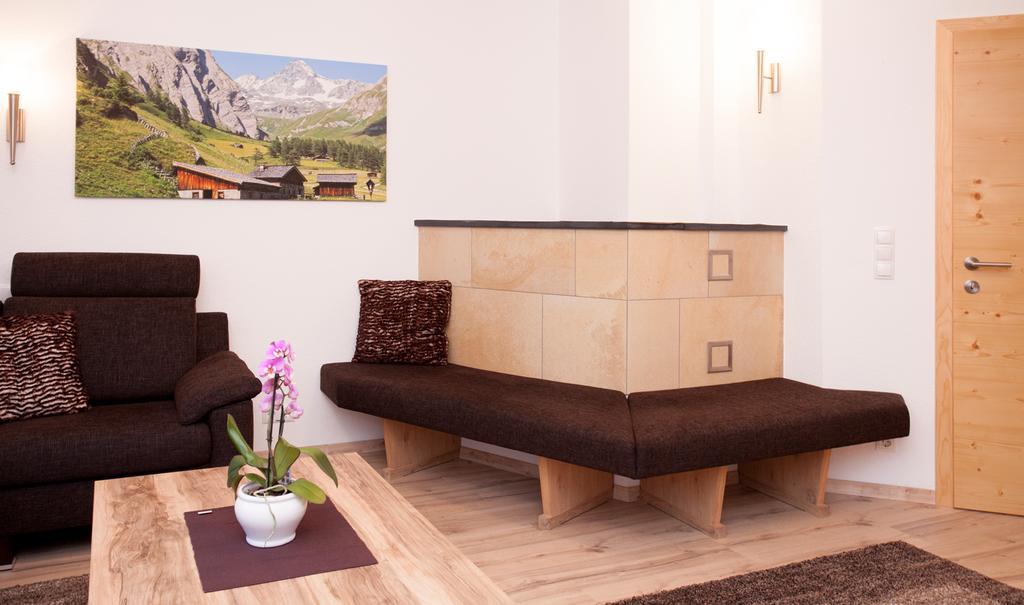Alp Chalet Appartement Kappl  Oda fotoğraf